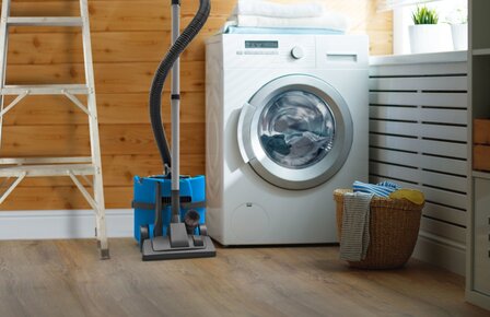 Numatic Stofzuiger James JVP187-11 sky blue met kit AS0