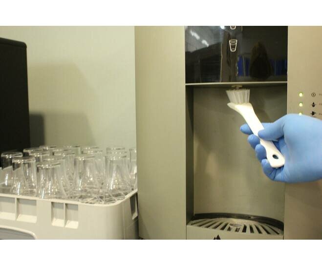 Vikan Precisieborstel Met Schraper 150mm Wit