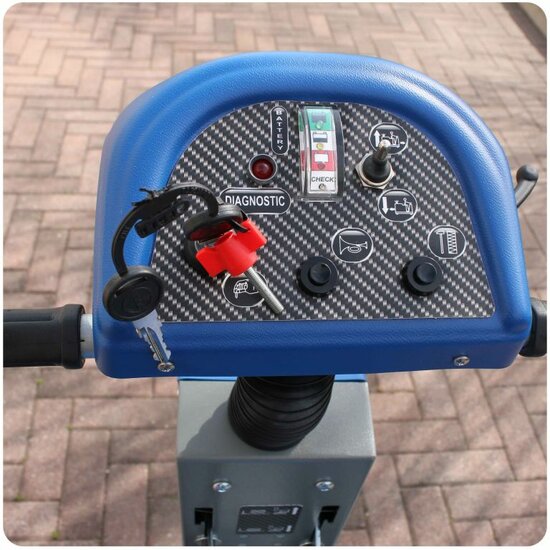 iVo Mini Opzit Sweeper Veegmachine inclusief batterij en lader