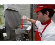 Vikan Medium Vaatborstel Smalle Borstelkop 290mm Rood