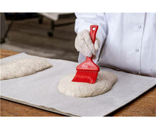 Vikan Zachte Platte Deegborstel 70mm Rood