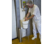 Vikan 12L Emmer Met Schenktuit En Maatverdeling Wit