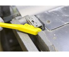 Vikan Precisieborstel Extra Hard 205mm Geel