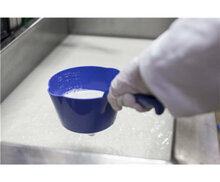 Vikan Hygi&euml;ne Schepbak Rond Met Schenktuit 1L Paars