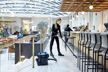 Nilfisk VP300 HEPA XT EU stofzuiger ZWART 15 meter snoer