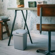 Sunware Delta prullenbak klep 10L grijs